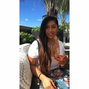 Meet your Posher, Victoria